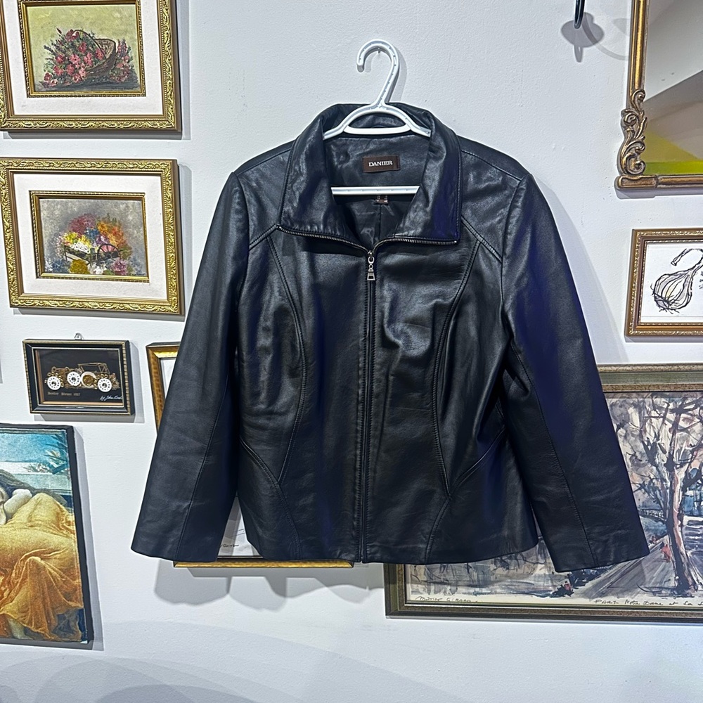 VINTAGE Danier Women's Leather Jacket